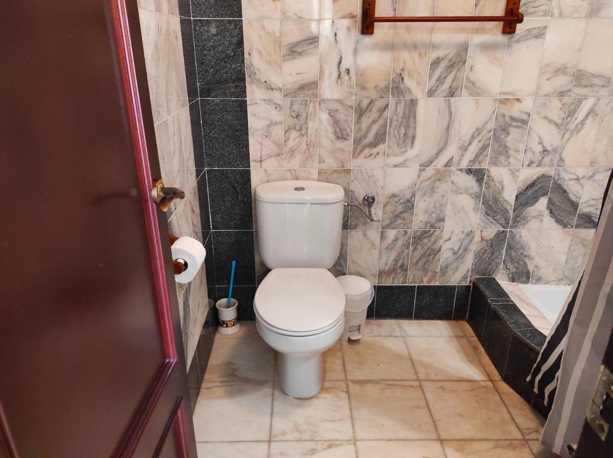 Apartamentos Gaudi Style Naquera Luaran gambar