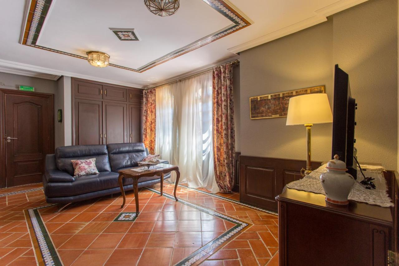 Apartamentos Gaudi Style Naquera Luaran gambar