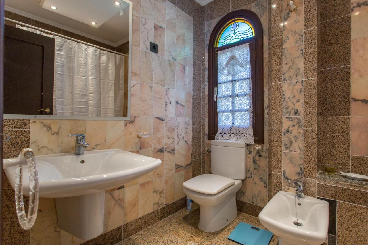 Apartamentos Gaudi Style Naquera Luaran gambar