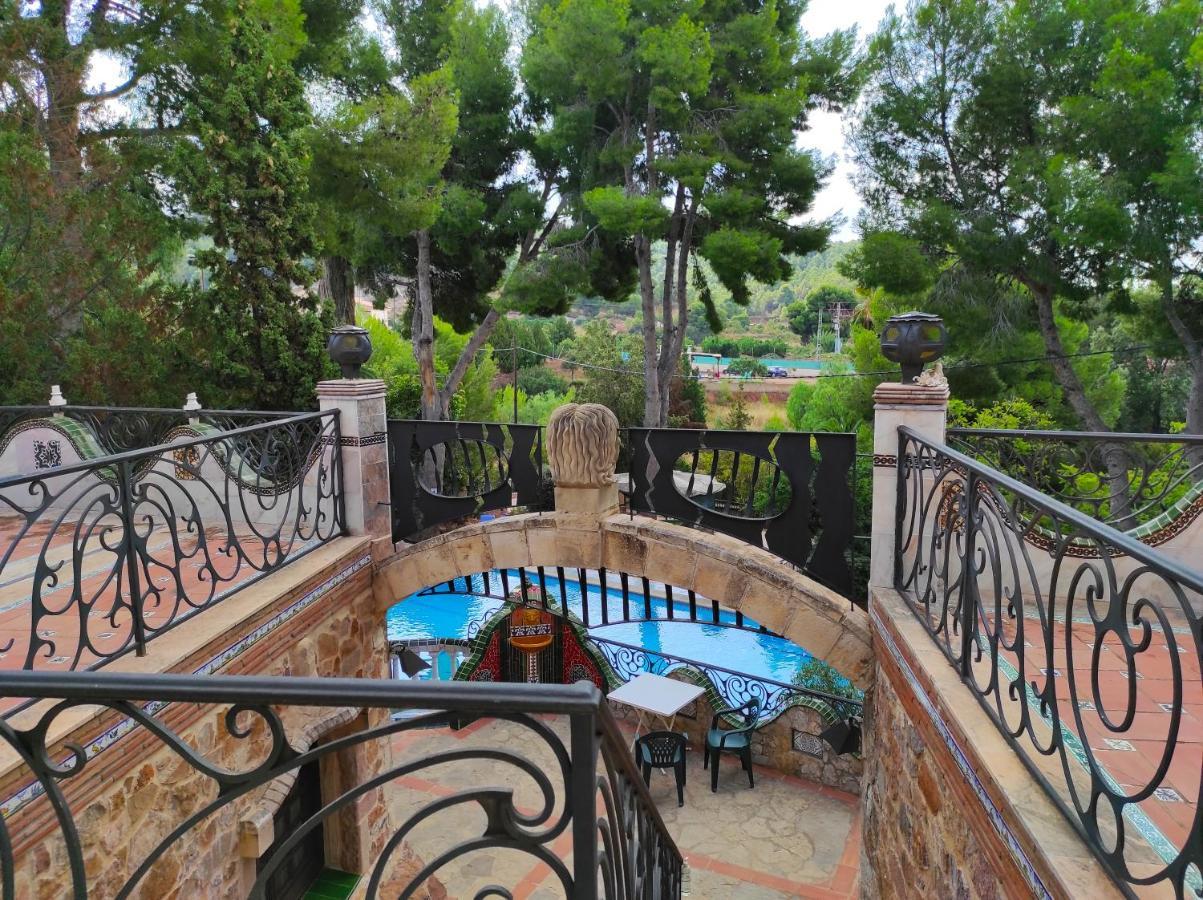 Apartamentos Gaudi Style Naquera Luaran gambar